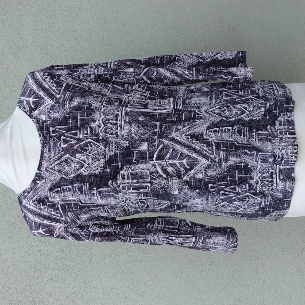 Black Cream Print 3/4 Sleeve Top Chico's Design Size 1 (Women's Medium/8)